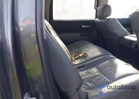 2013 Toyota Tundra Limited 5.7L V8 z USA, uszkodzony, nr VIN 5TFHW5F15DX291235